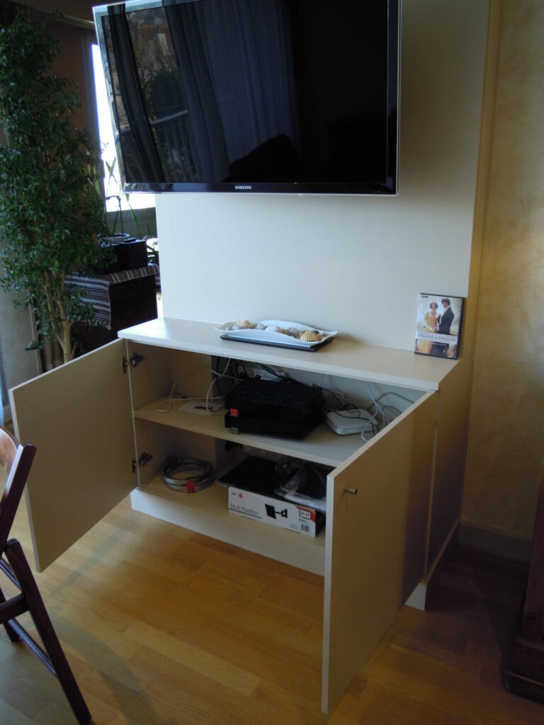 Touzot meuble Tv détail